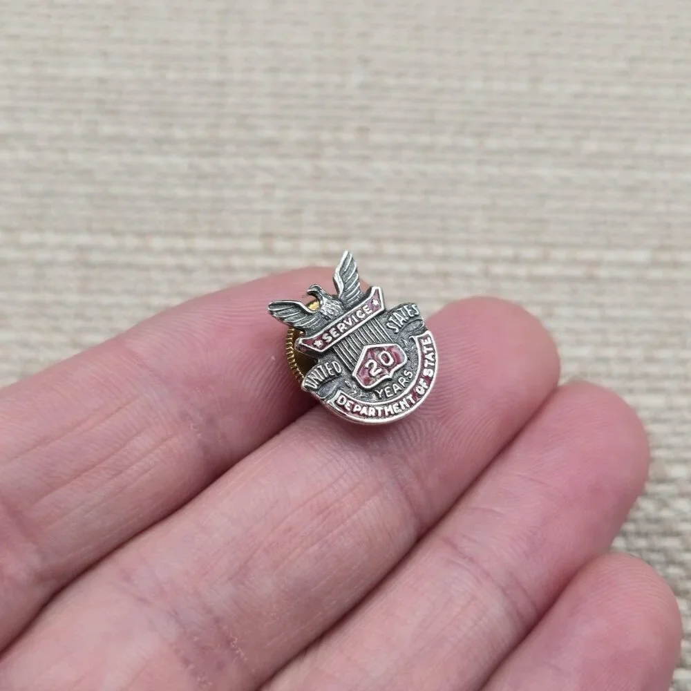 Sterling Silver United States Department Of State 20 Year Pin A6210 - Picture 2 of 6